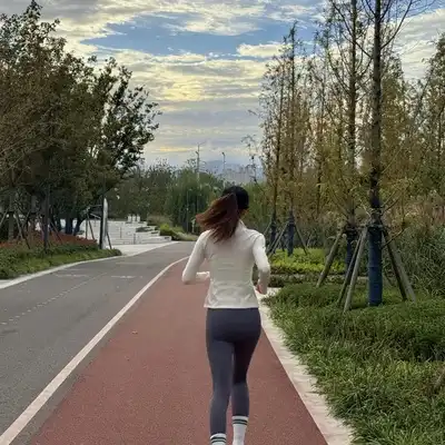 钟静欣
